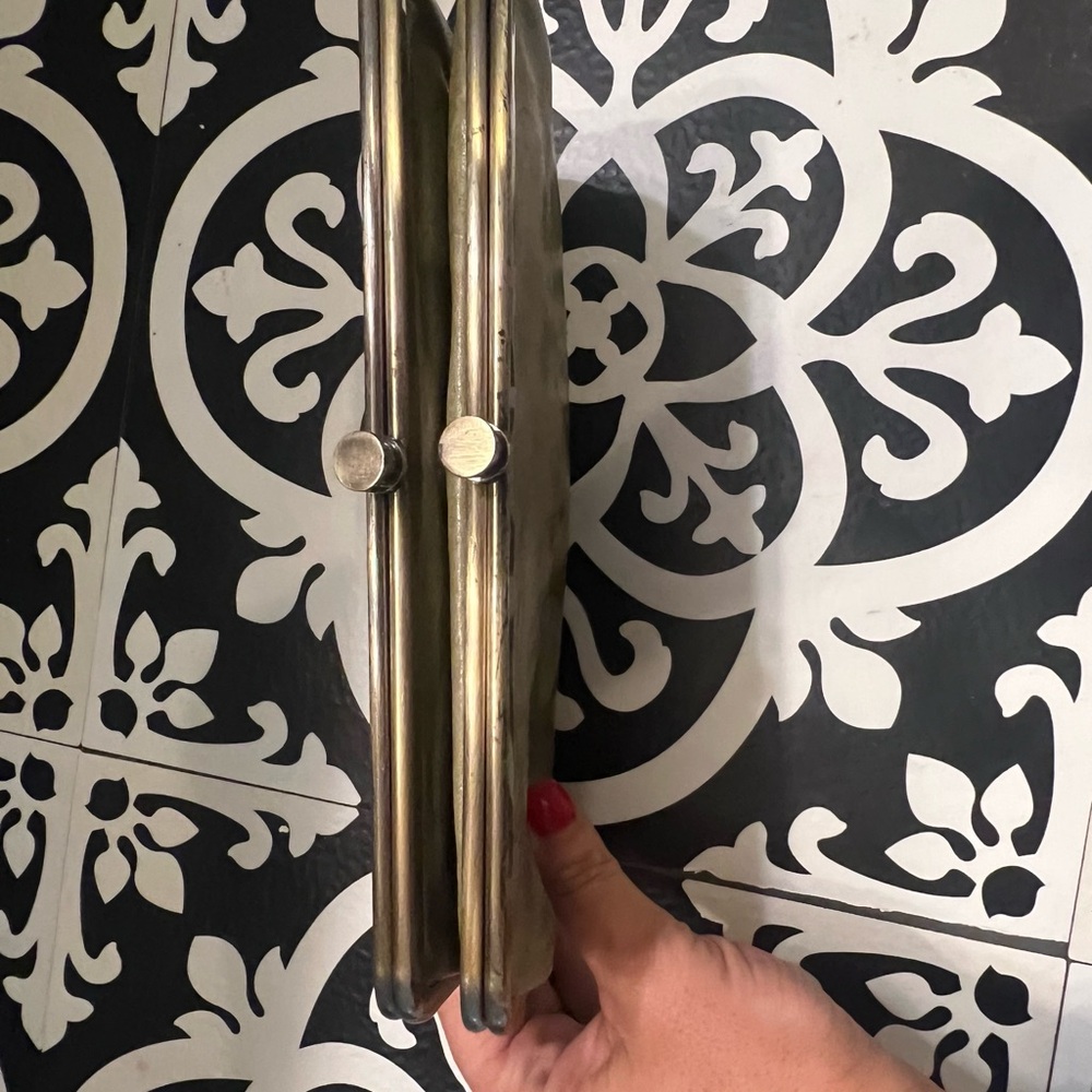 Hobo Lauren Clutch Wallet - image 7